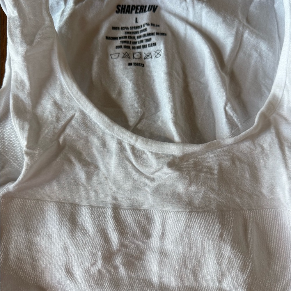 Men’s Compression Tank - Picture 3 of 4